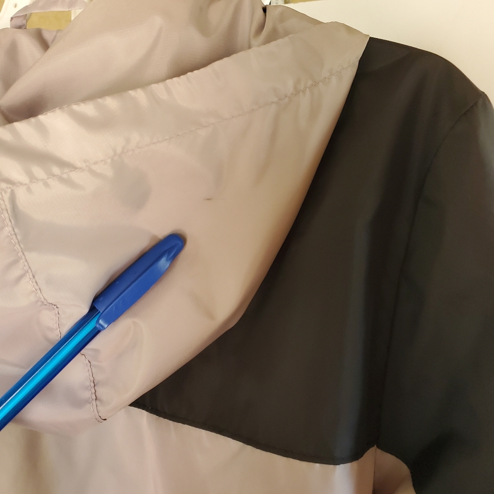 Kids Two-Tone Windbreaker Jacket By Cat & Jack - Picture 8 of 11